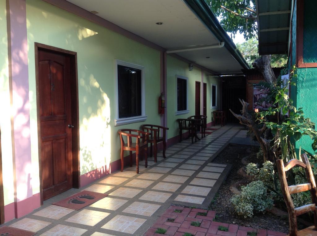 เทียแมร์เกสท์เฮาส์ Hotel Puerto Princesa ภายนอก รูปภาพ