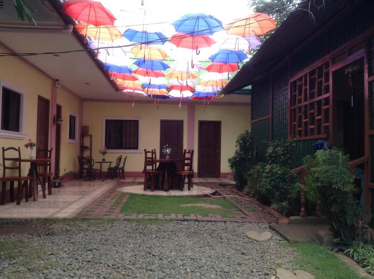 เทียแมร์เกสท์เฮาส์ Hotel Puerto Princesa ภายนอก รูปภาพ